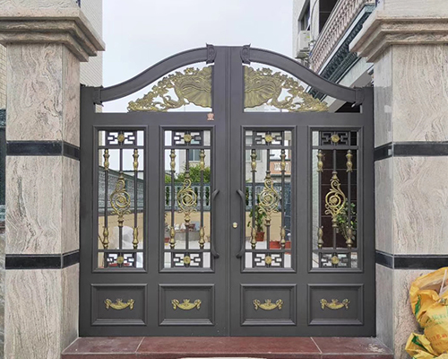 铸铝门